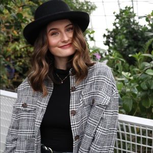 Meet your Posher, Haley